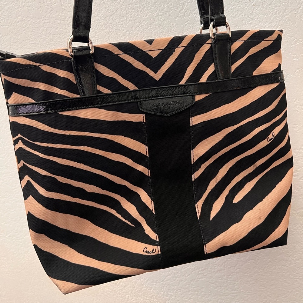 COACH Signature Stripe Zebra Print Tote F23283